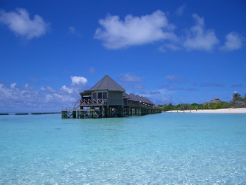 Maldives, Lhaviyani Atoll, Kuredu Island Resort